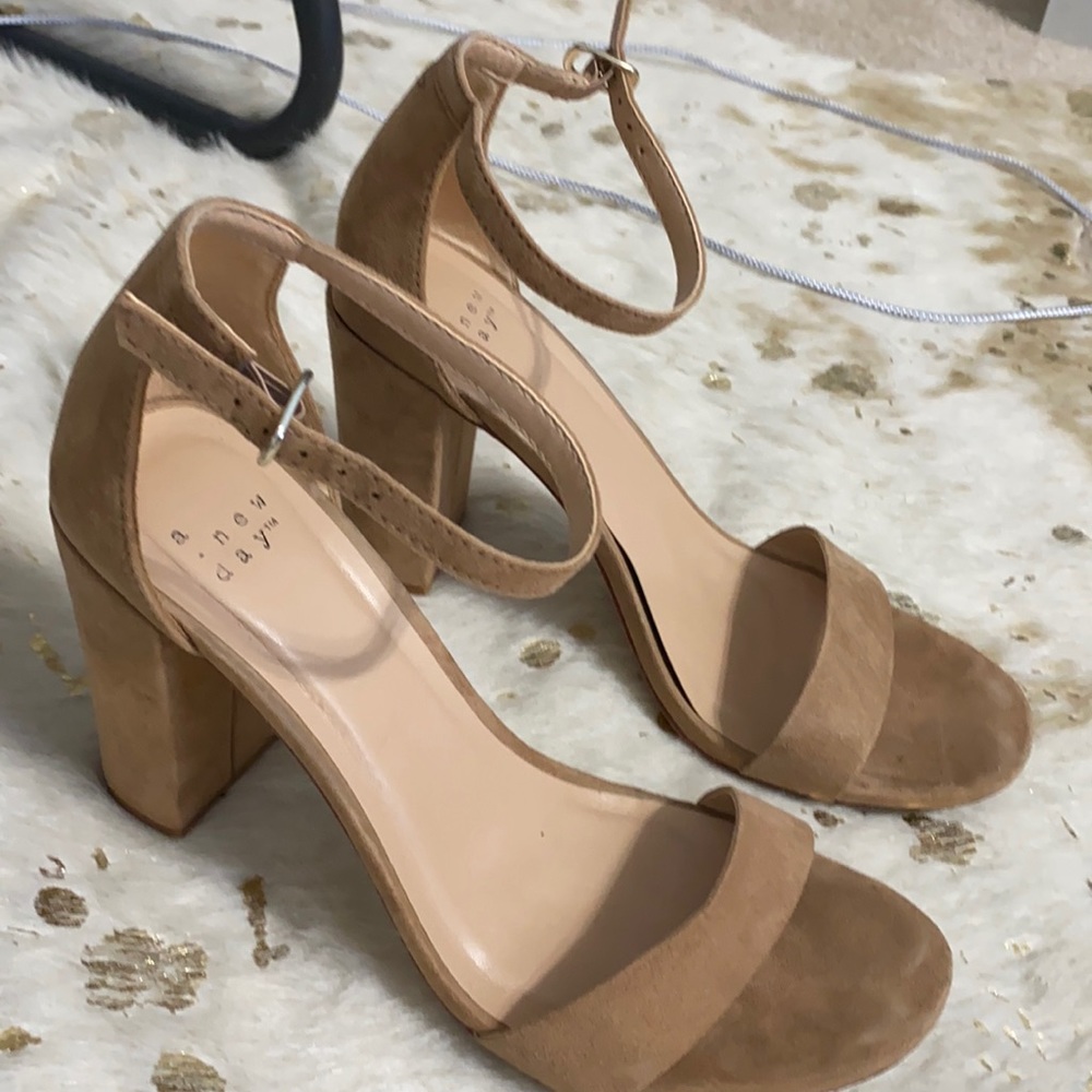 Nude block heel